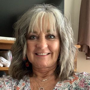 Meet your Posher, Theresea